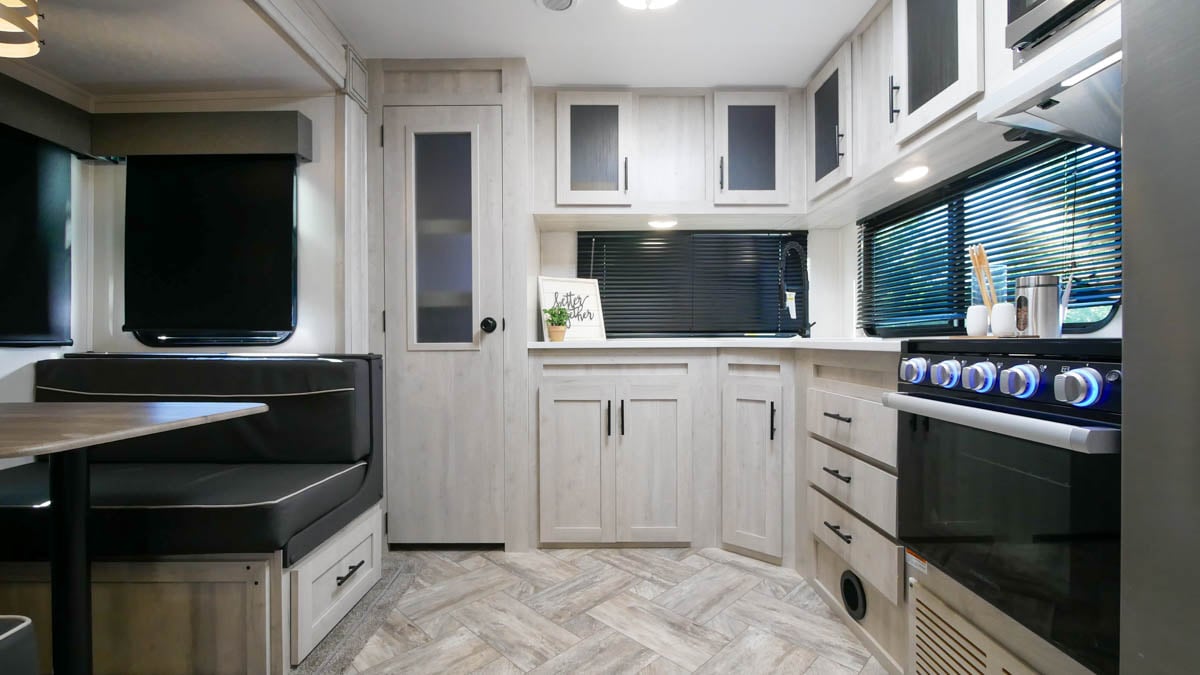 Wildcat 266MEX Kitchen and Dinette